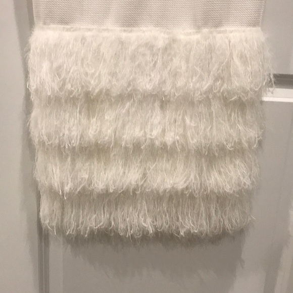 White Sheath Midi Dress with long Sleeves and V-Neck - Picture 5 of 6